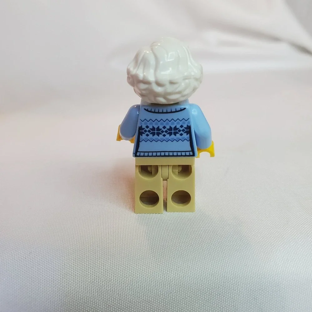 LEGO Grandma & Grandad  Minifigure from Set 60134‎ City People